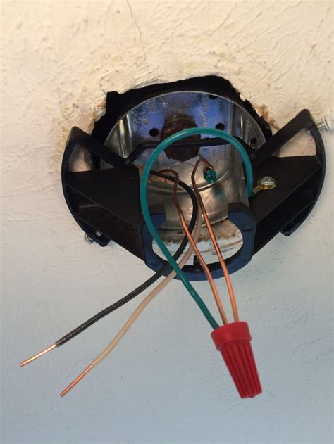 grounding ceiling fan metal box|ceiling fan grounding wire problems.